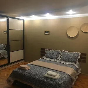 Kvartira Na Krakivskiy 12 , 52 Апартаменты Киев