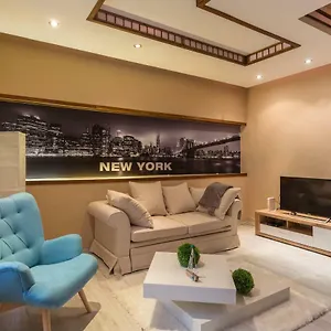 Super Super Location - 2 Будапешт