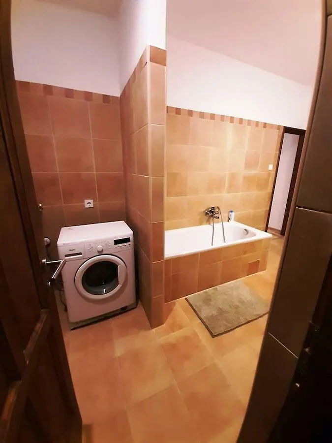2 Bedroom Apartment Near Heroes Square Будапешт 0*,  Венгрия